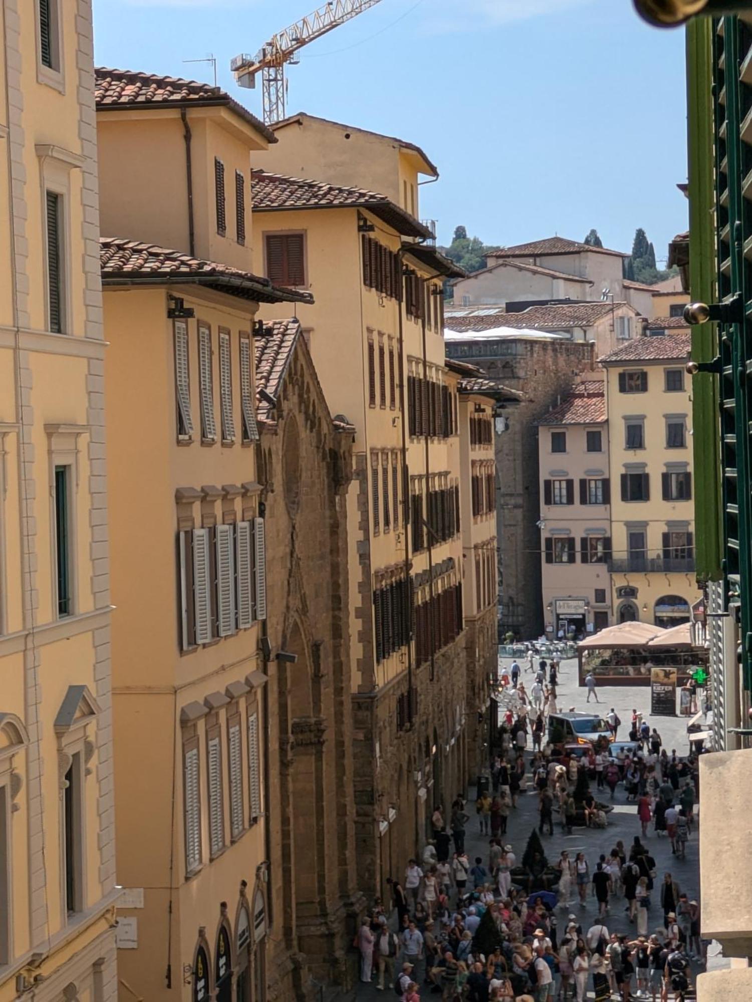 Flowers' Duomo, Central And Spacious Apartment Florenz