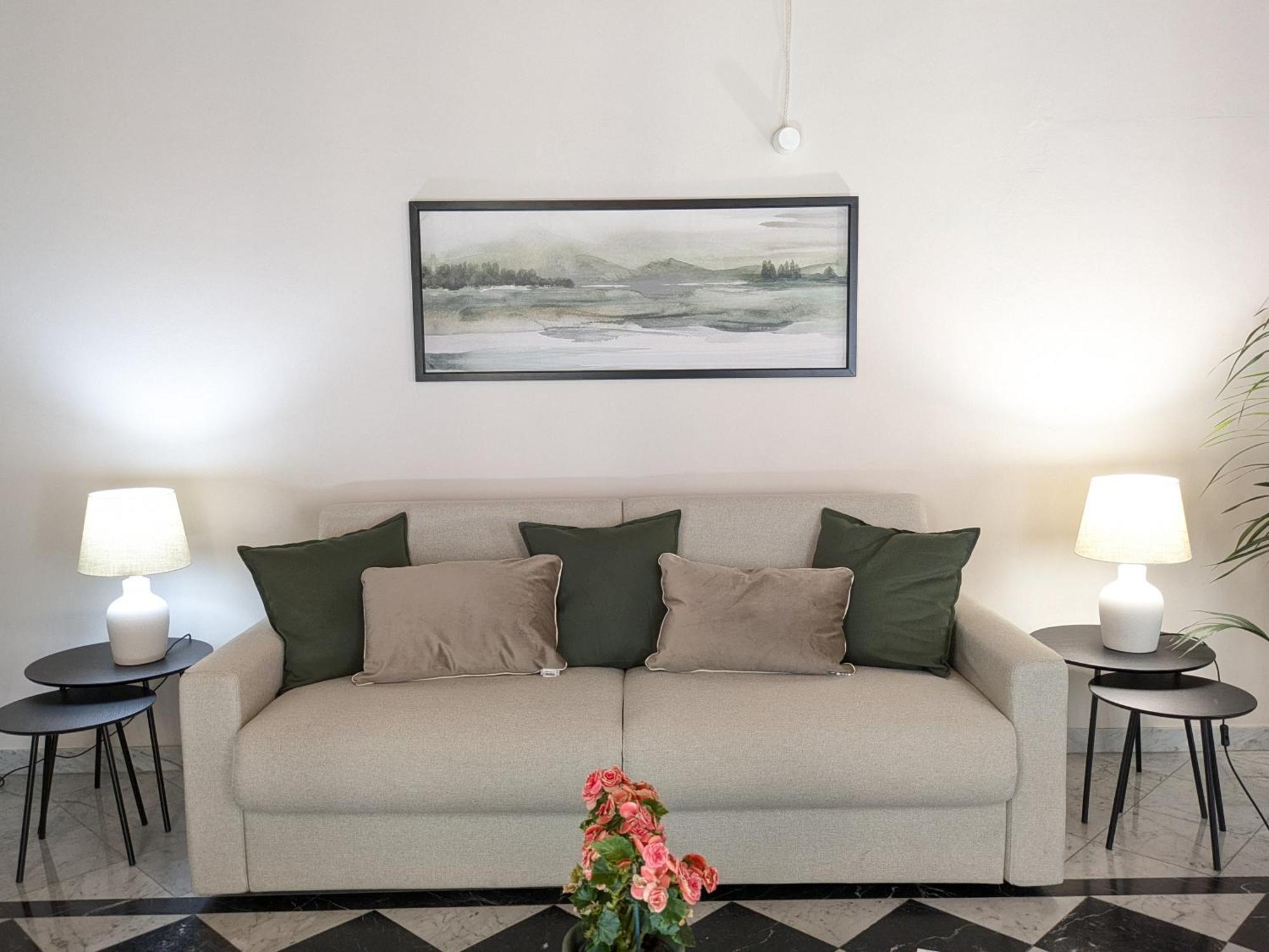 Apartment Flowers' Duomo, Central And Spacious Florenz